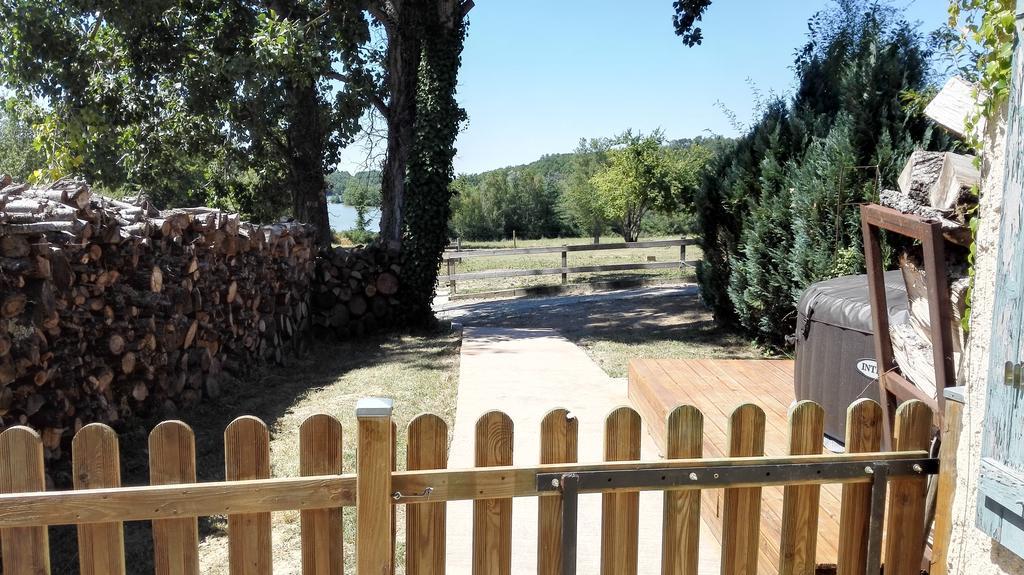 Gite Au Lac Du Gouyre Puygaillard-de-Quercy Kültér fotó